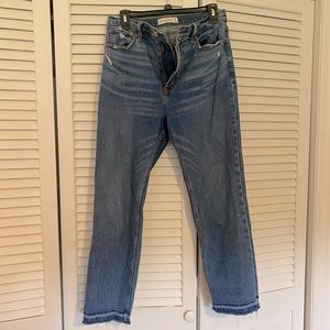 Abercrombie & Fitch High Rise Ankle Straight Jeans